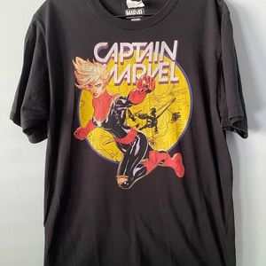Captain Marvel Men's Graphic Tee